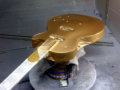 Um ein schnes Gold zu bekommen musste ich verschieden Lacke und Spraydosen testen.